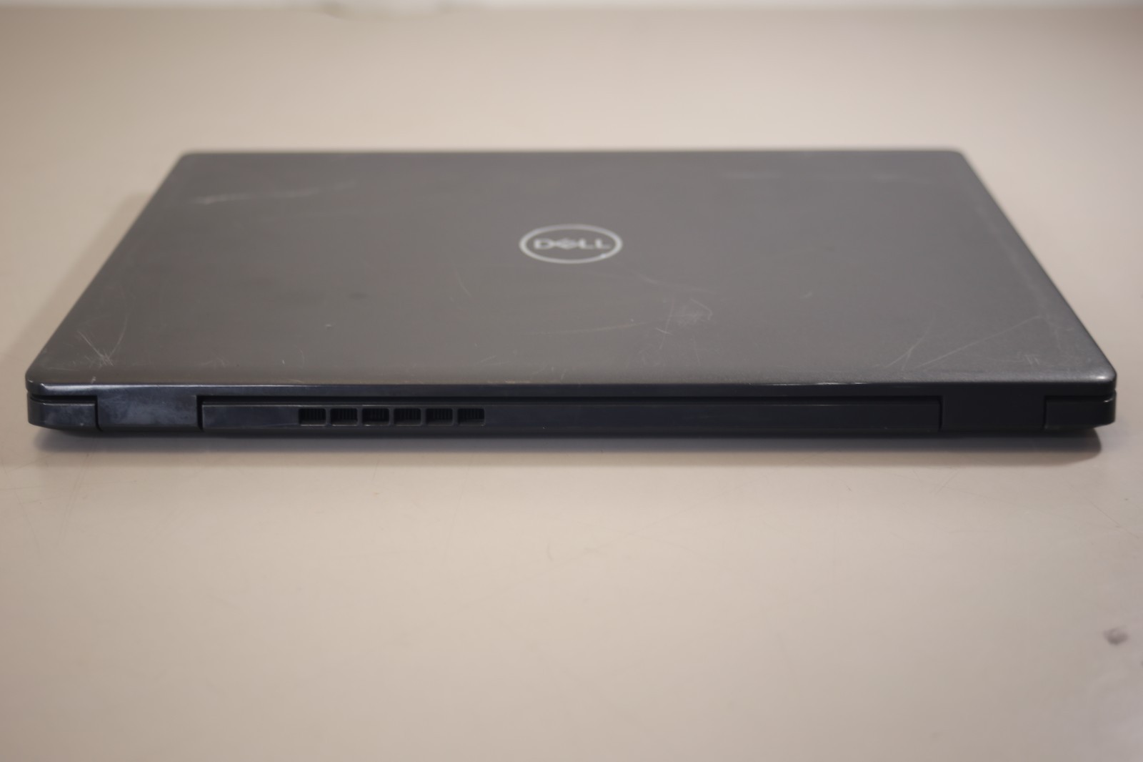 Dell Latitude 3510 | 15.6″ | i7-10510U 1.80GHz | 16GB RAM 256GB SSD | WIN 11 PRO