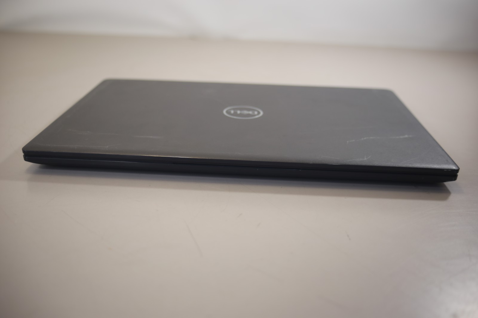 Dell Latitude 3510 | 15.6″ | i7-10510U 1.80GHz | 16GB RAM 256GB SSD | WIN 11 PRO