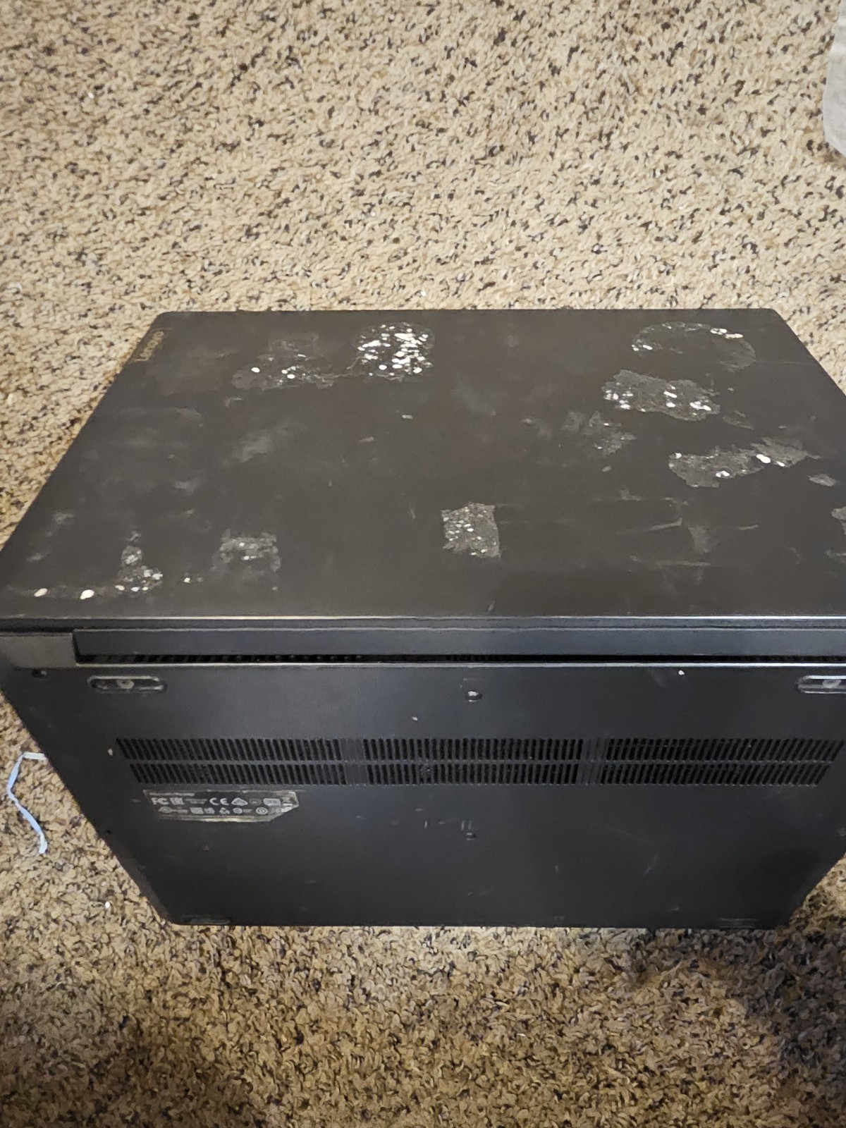Lenovo Laptop Intel Pentium 5405U 2.3GHz 4GB 250GB Windows 10 broken LCD