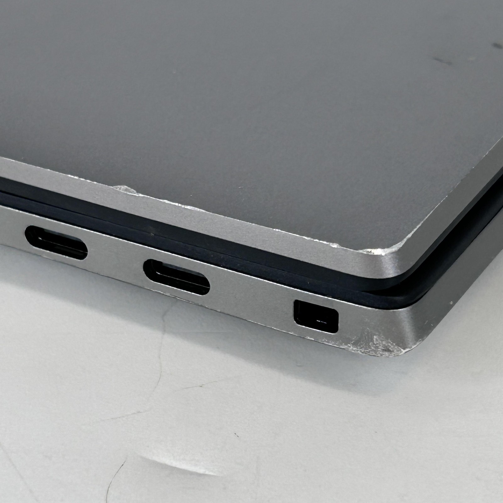 Dell Precision 5490 14 QHD+ TOUCH 3.8 GHz Ultra 7 165H 32GB 512GB RTX 1000 Ada