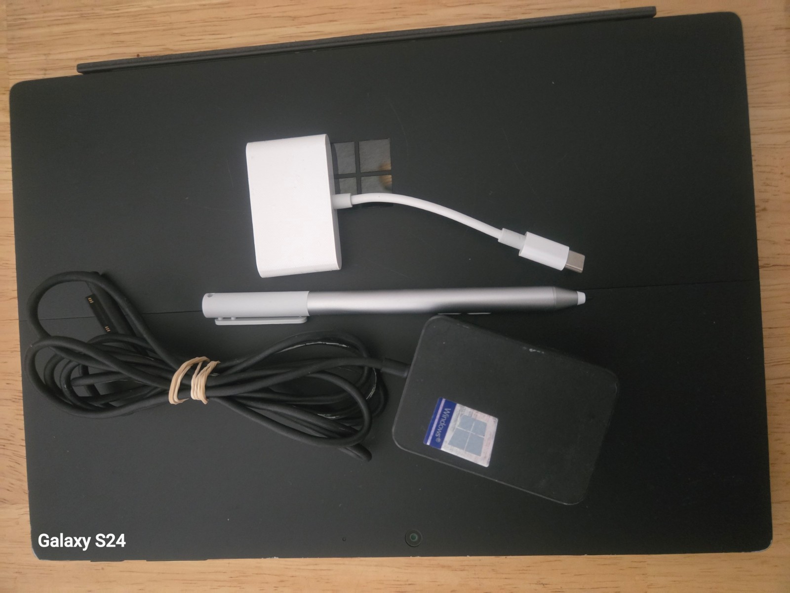 Microsoft Surface Pro 7 i7-10th Gen 16GB RAM KB & Pen