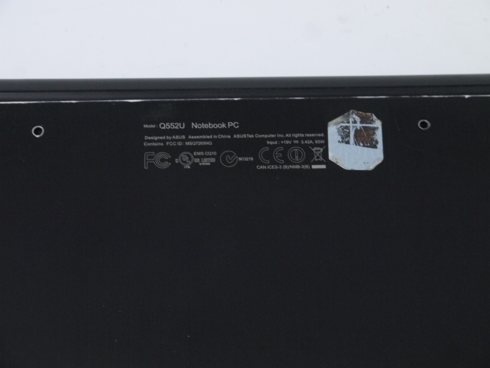 Asus Q552U 15.6” Gaming Laptop – i7-6500U / 12GB / GeForce 940M – For Repair