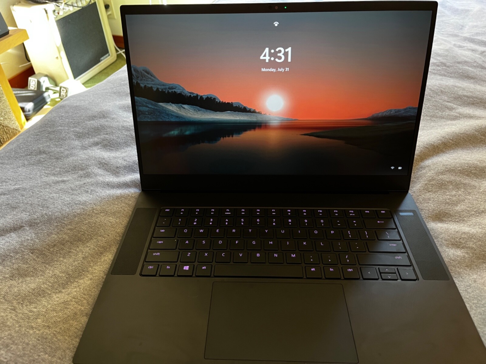 Razer Blade 15.6″ FHD (1TB SSD , Intel Core i7 10th Gen., 5.10GHz, 16GB) Gaming