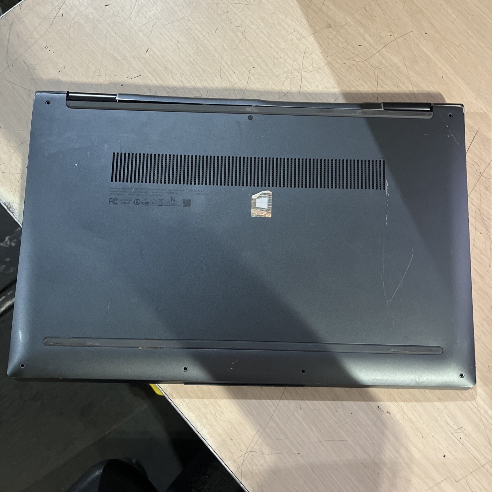 LENOVO YOGA 7i INTEL CORE I3 11TH GEN 8GB RAM NO HD