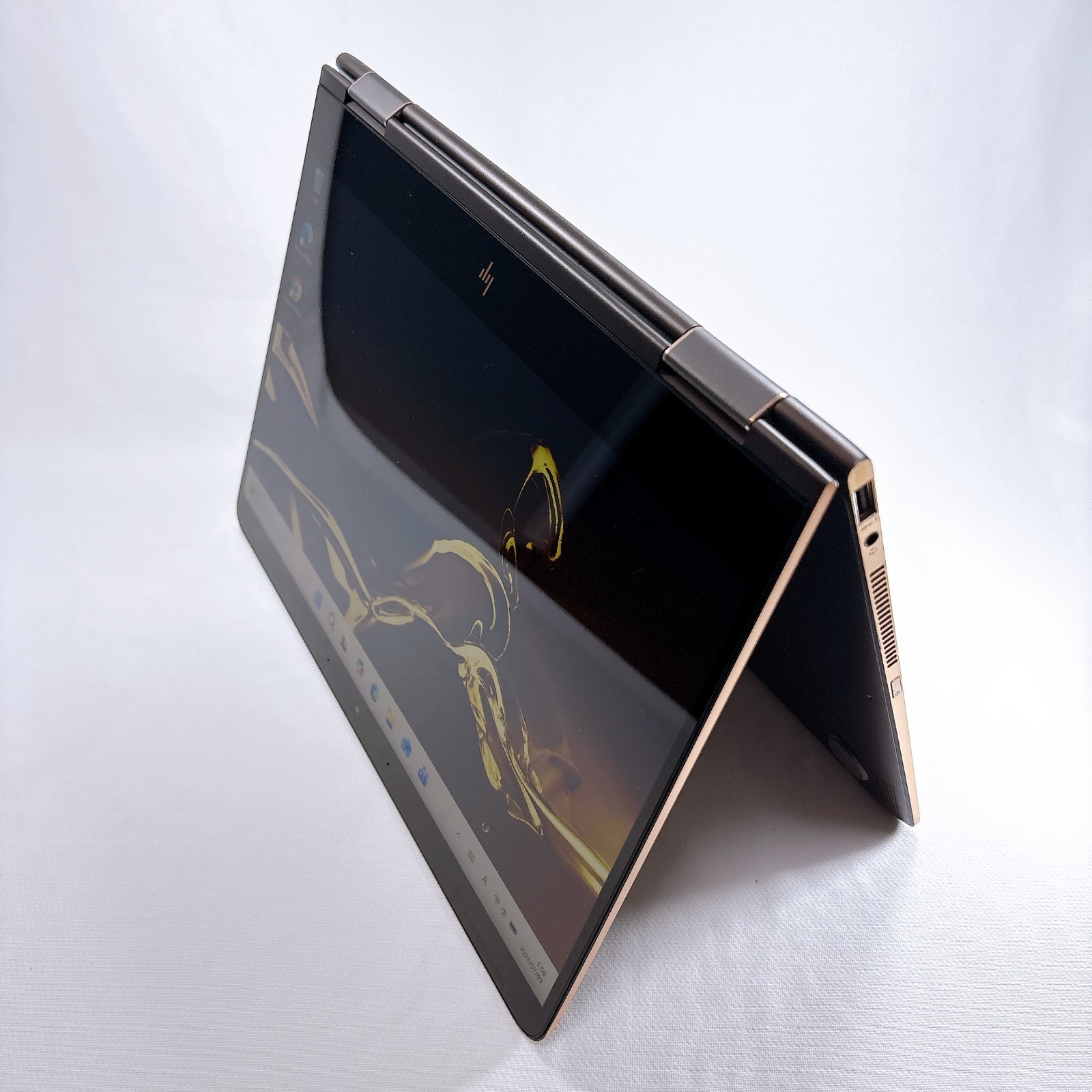 HP Spectre x360 13-ac0xx Core i7 16GB 512GB SSD 13.3 Touch 2in1 convertible 1040