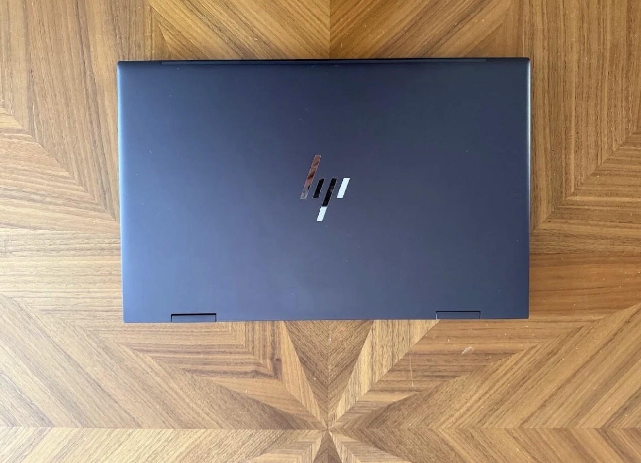 HP ENVY x360 Convertible 15-eu1xxx – Ryzen 7 5825U, 16GB RAM, Radeon Graphics –