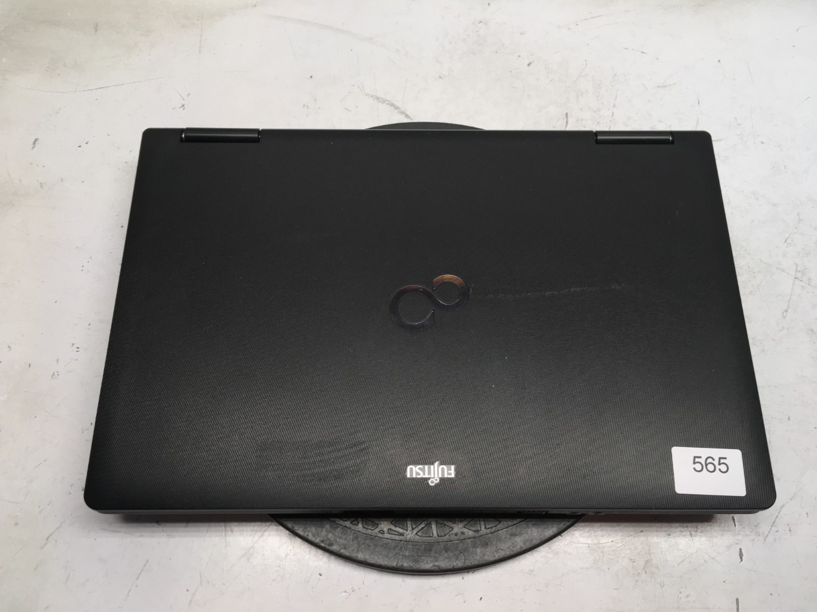Fujitsu LifeBook E752 Intel i5-3340M 2.7GHz 4 GB NO HDD
