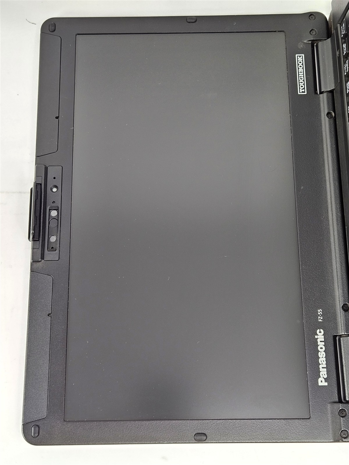 Panasonic Toughbook FZ-55 MK1 14″ i5-8365U 512GB SSD 16GB RAM Silver Laptop
