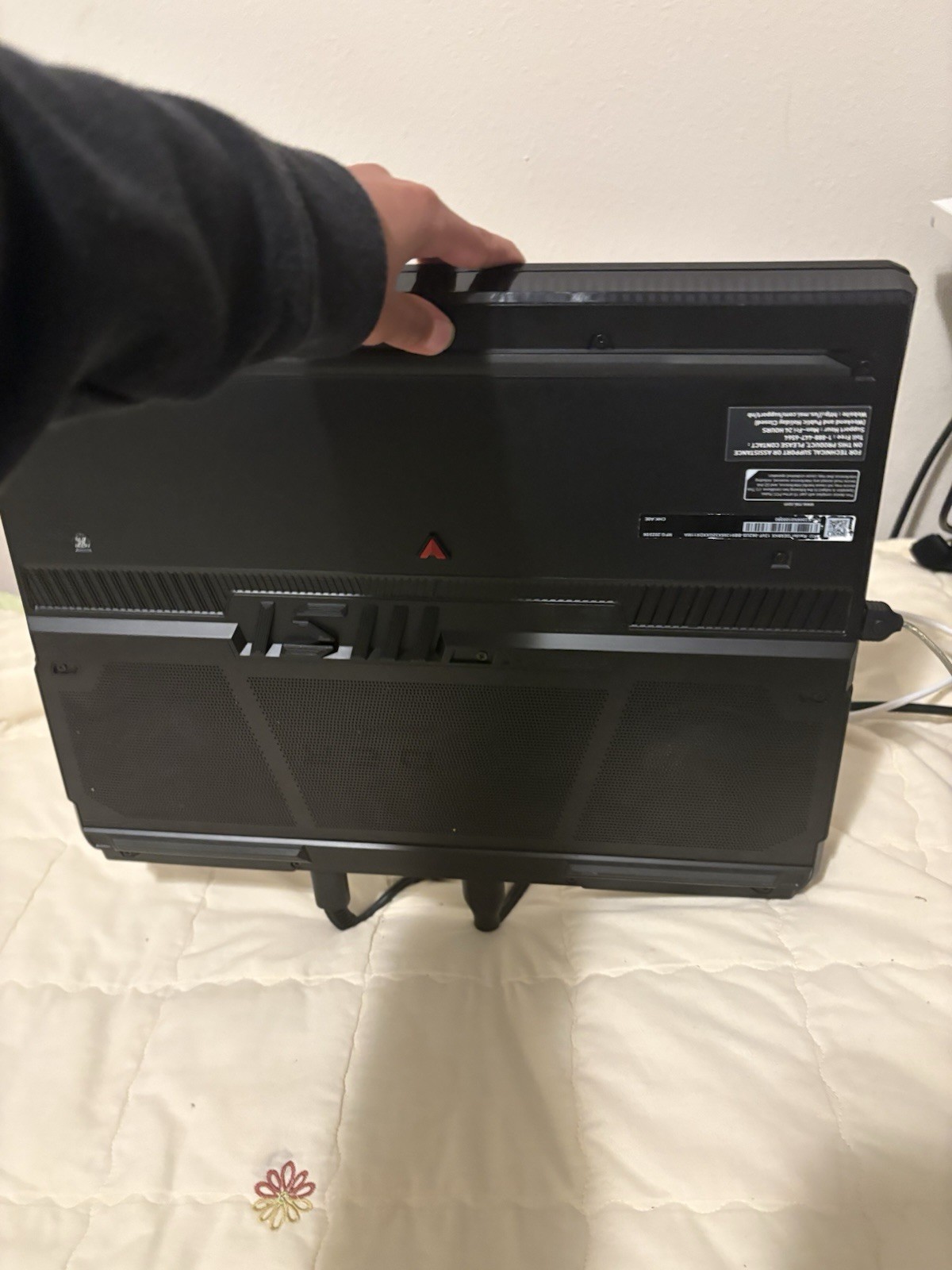 MSI Gaming Laptop Working with charger Used good Condition message for specs