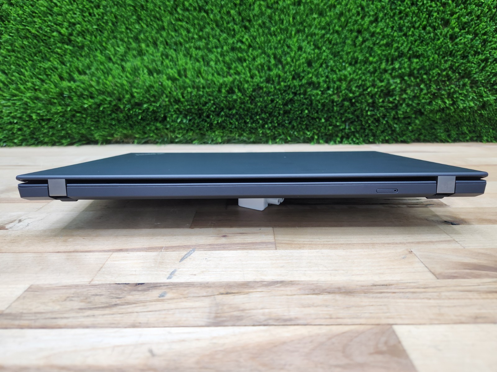 Lenovo ThinkPad P14s Gen 2 14 FHD i7-1165G7 32GB 512GB Nvi. T500 EXCELLENT BATT~