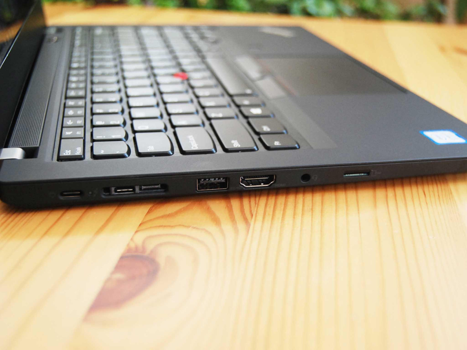 Lenovo ThinkPad Laptop T490 i7 8665U 16GB 512GB Touch Cam Wifi BT Backlit W 11P