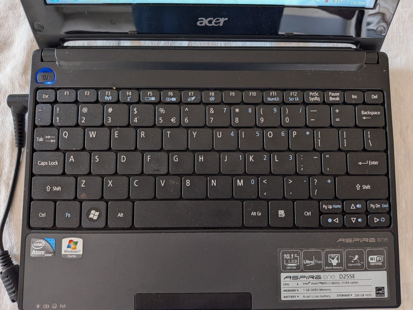 Acer Aspire One Blue D255E Laptop Atom N455 1GB RAM 250GB HD Windows 7 Works!