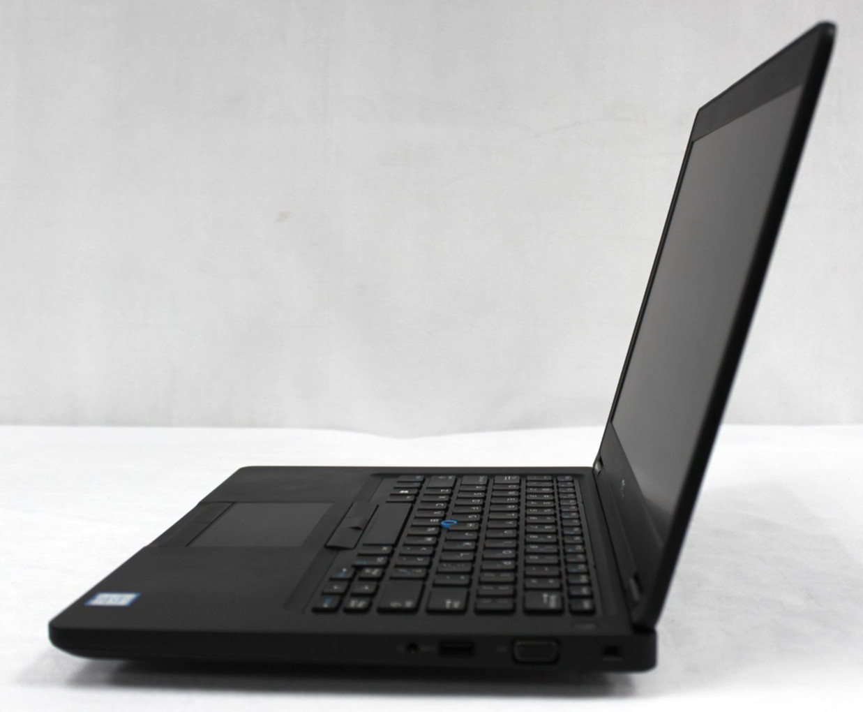 Dell Latitude 5490 Laptop i7‑8650U 8GB 256GB SSD NVIDIA MX130 Win11 Pro