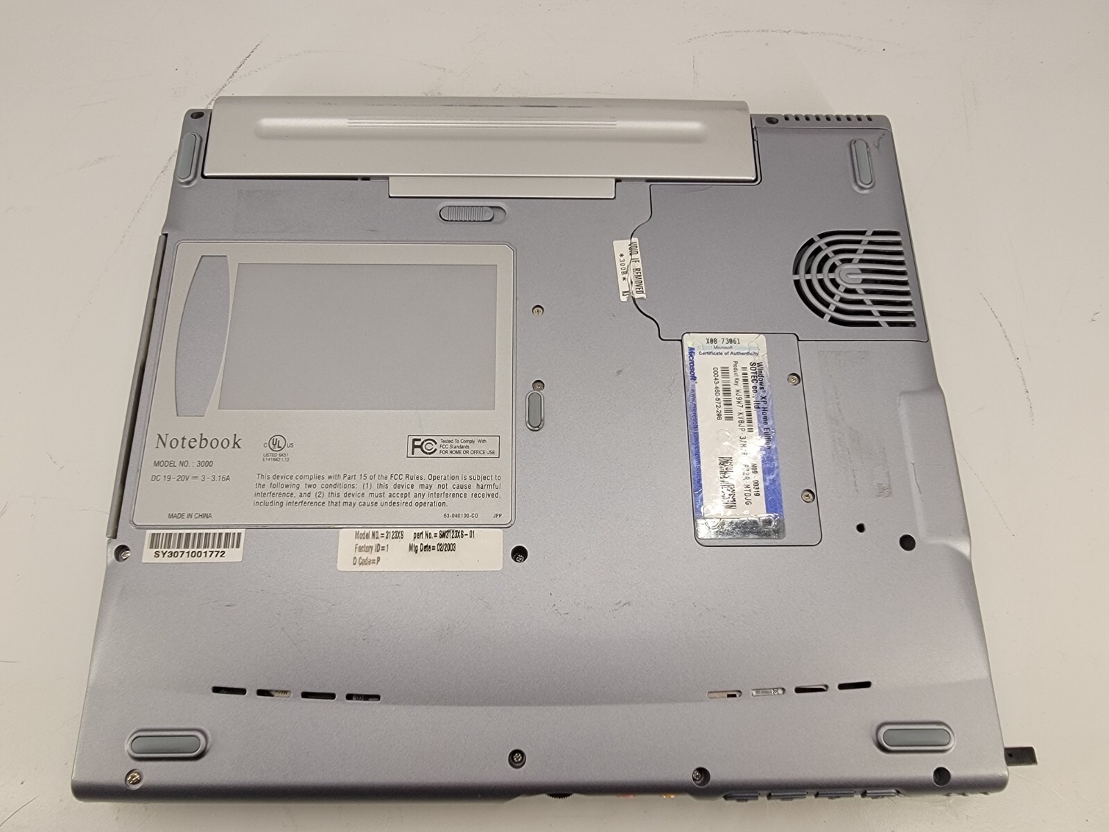 EXTREMELY RARE Windows XP Laptop, SOTEC Notebook 3000 3123XS UNTESTED