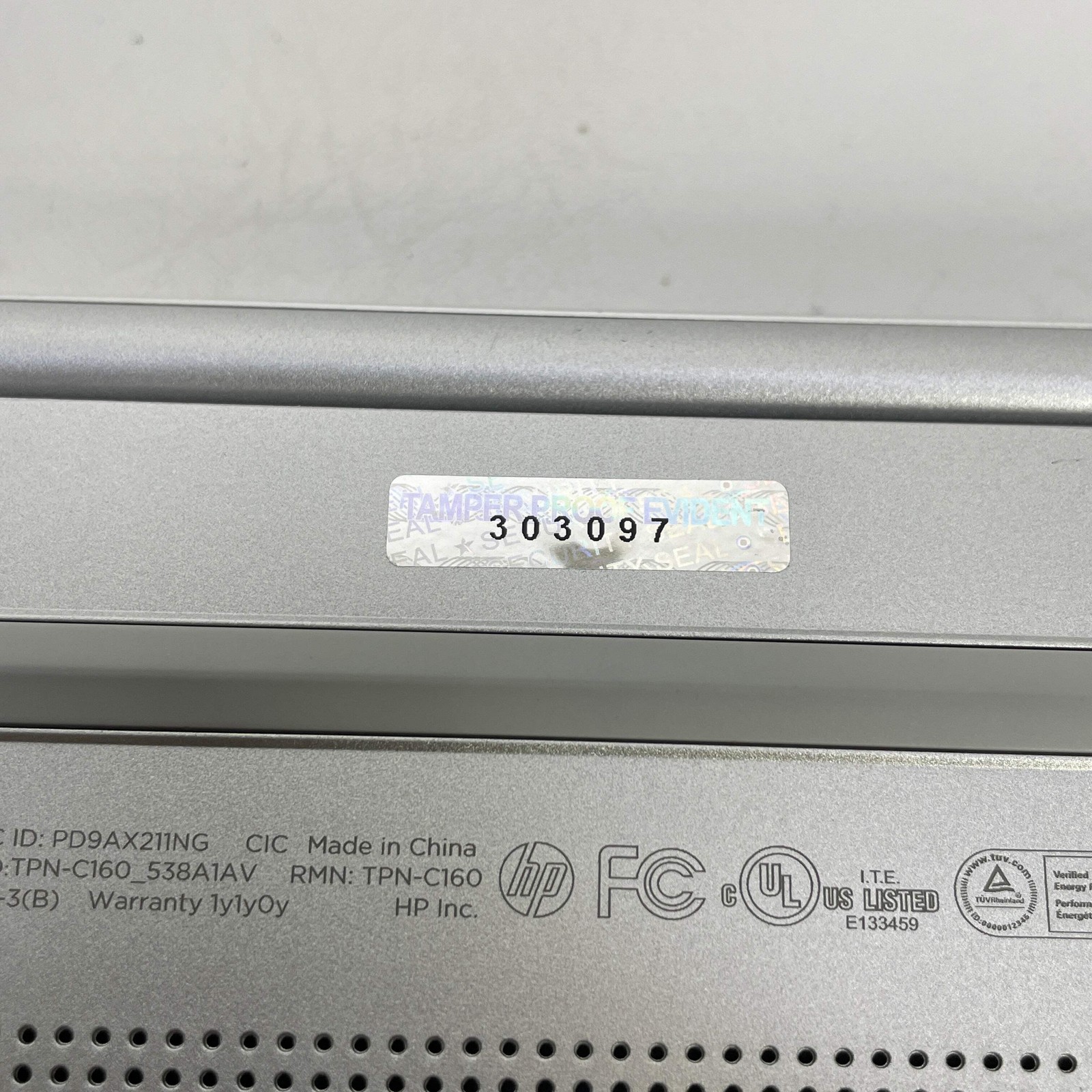 HP Envy 17-CR0013DX 17.3″ i7-1260P 2.1GHz 12GB RAM 512GB SSD