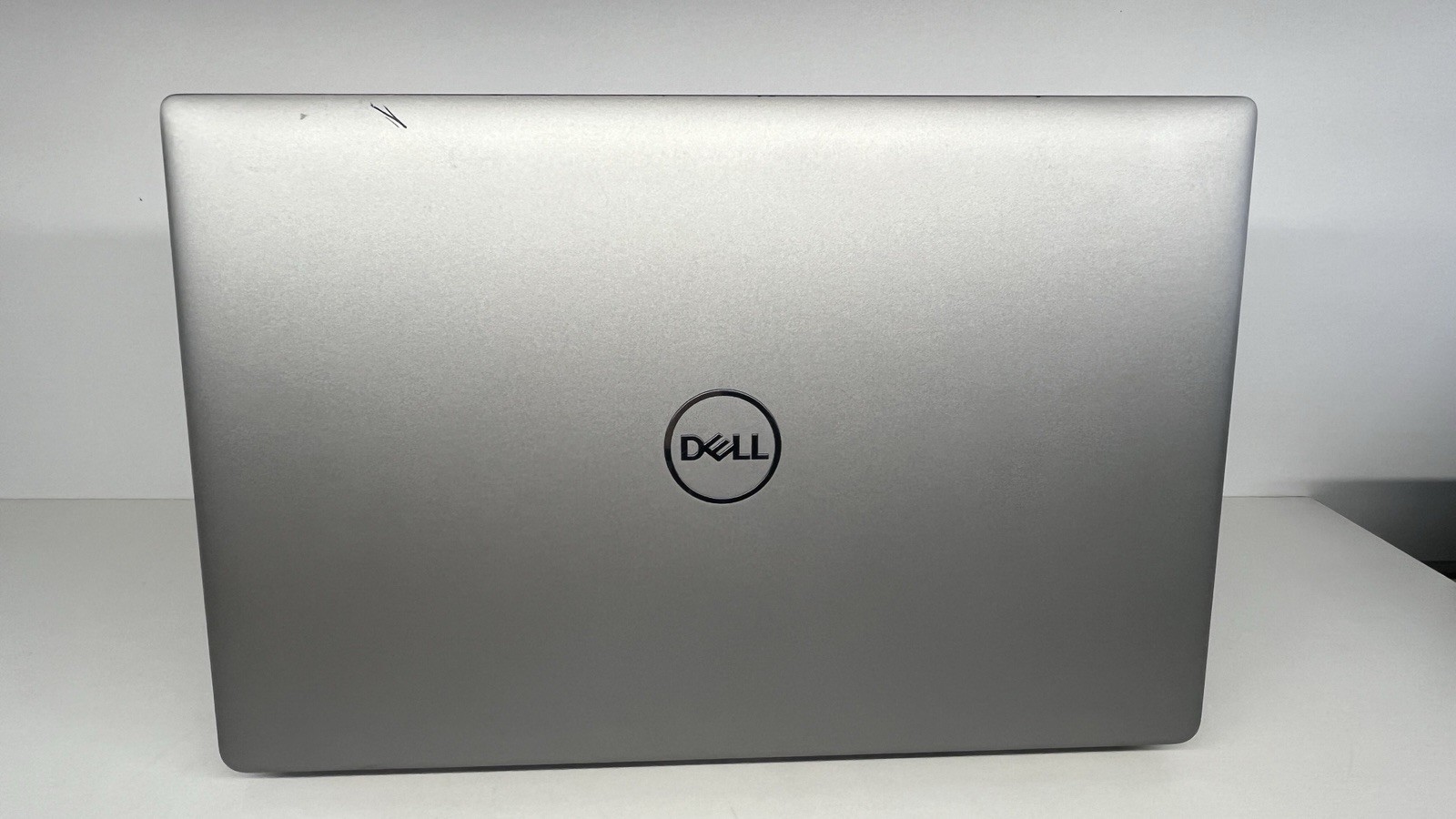 Dell Latitude 5530 Laptop – i5-1235u 16GB 512GB SSD Cam 15.6″ Touchscreen 2022
