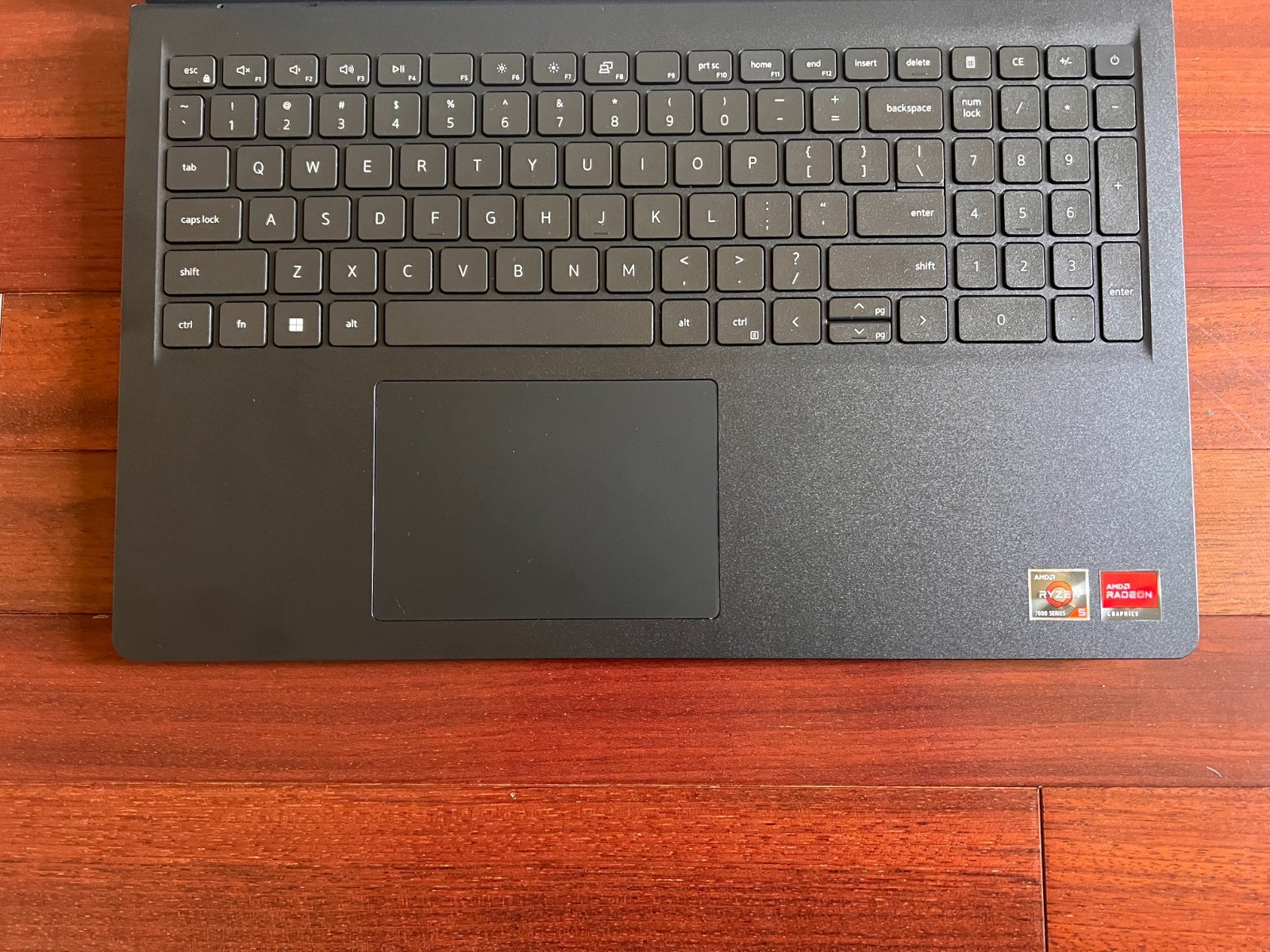Dell Inspiron 3535 15.6″ FHD Touchscreen AMD Ryzen5 7530U 32GB RAM 1TB SSD W11H