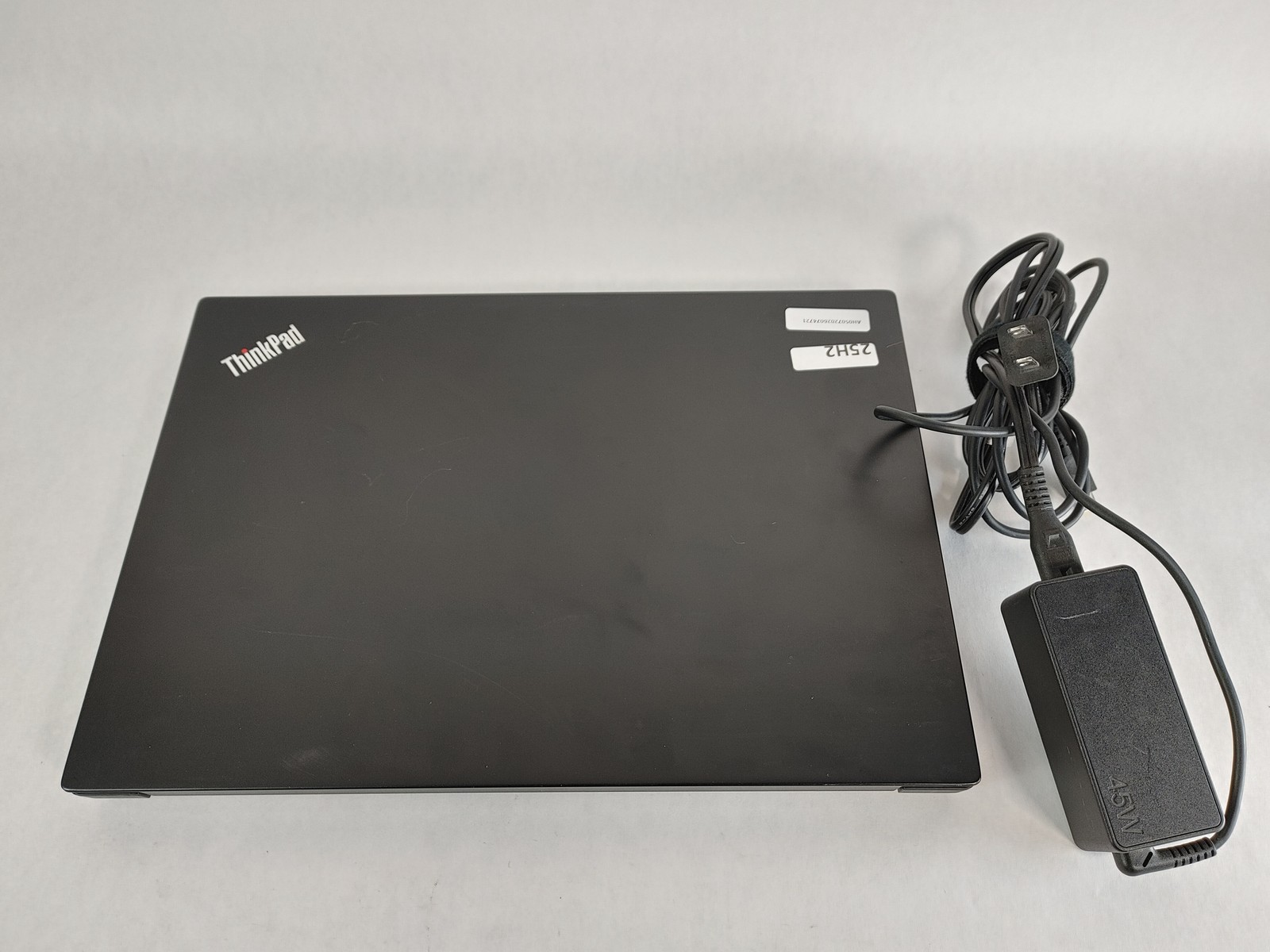Lenovo ThinkPad E14 Gen 1 Core i5-10210U 1.60 GHz 8 GB DDR4 240 GB M.2 Windows