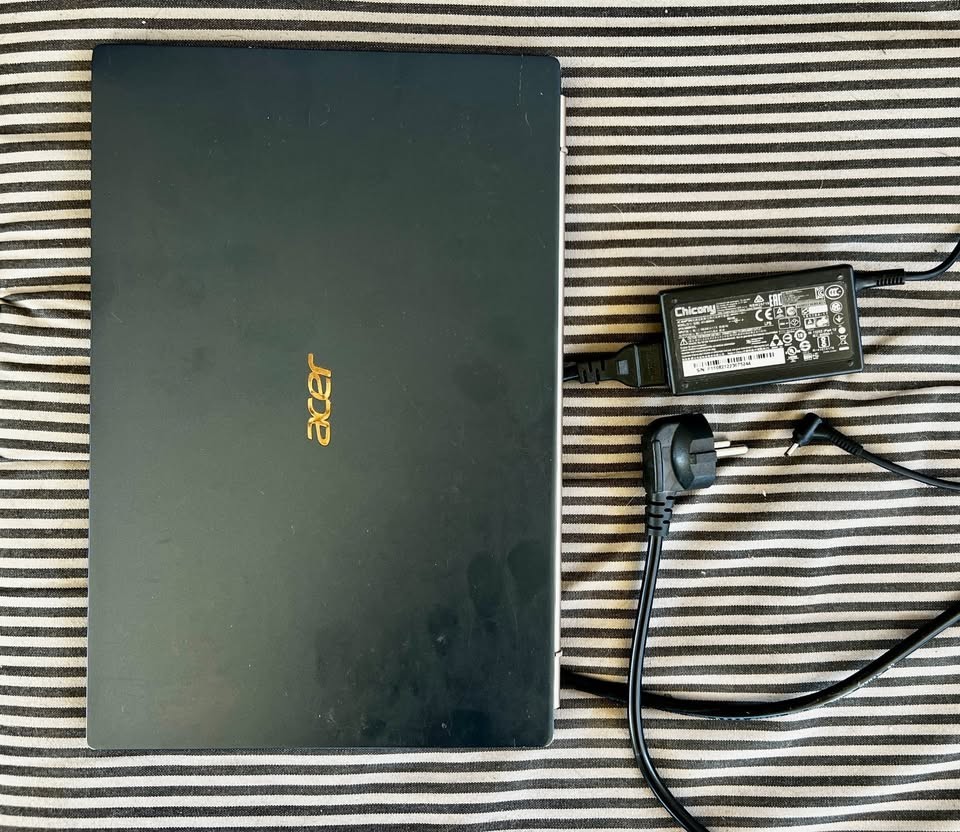 ACER SWIFT 3 LAPTOP N19H3 i7 16gb RAM 1TB SSD 13.5″ WINDOW 10 HOME FREE SHIP