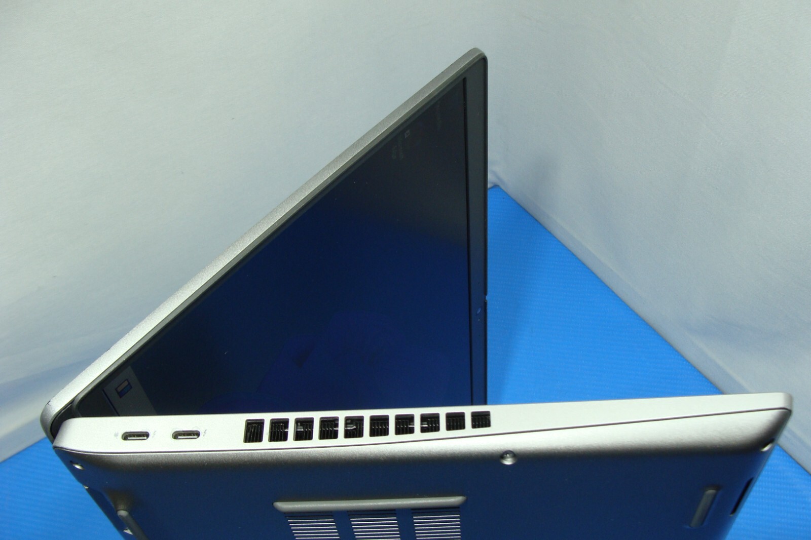 Dell Precision 3561 15.6″HD i5-11500H 2.9GHz 16GB 256GB Win 11Pro Great Battery!