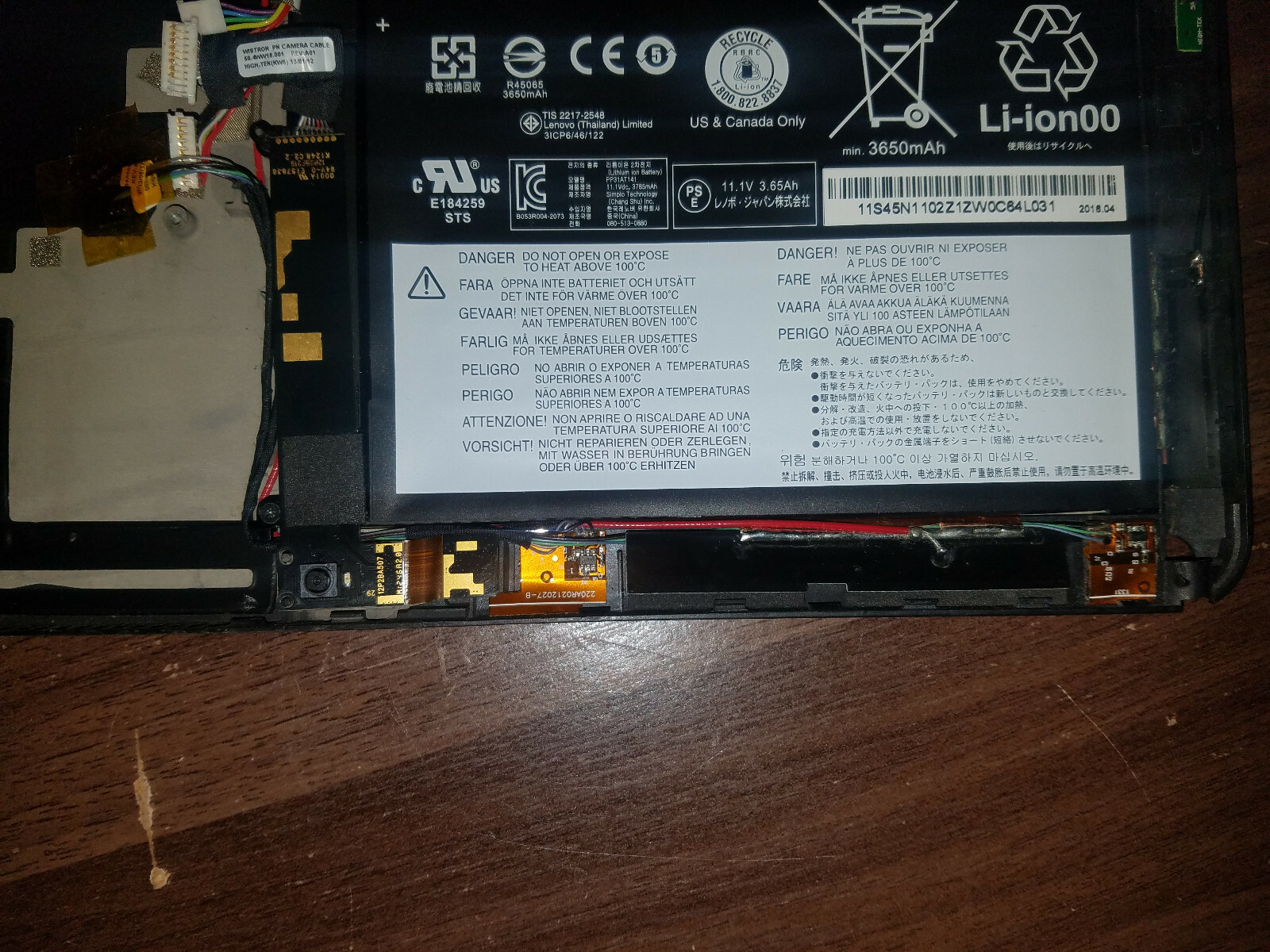 Lenovo ThinkPad Helix Gen 1 -11.6″ Ultrabook Back cover with all Accessories
