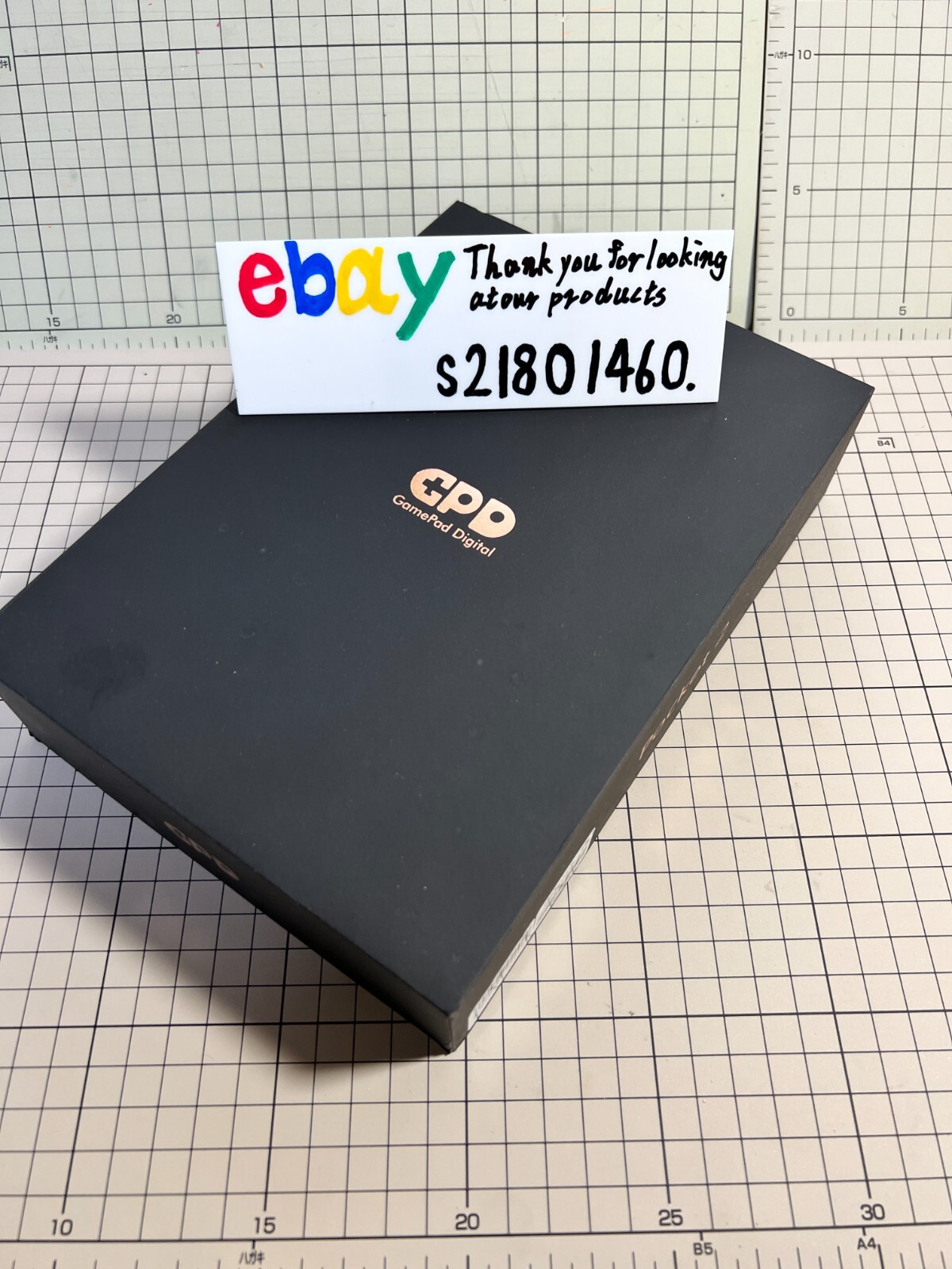 GPD Pocket 2 Intel 3965Y 7in Touch Screen 8GB RAM Windows 10 Near Mint