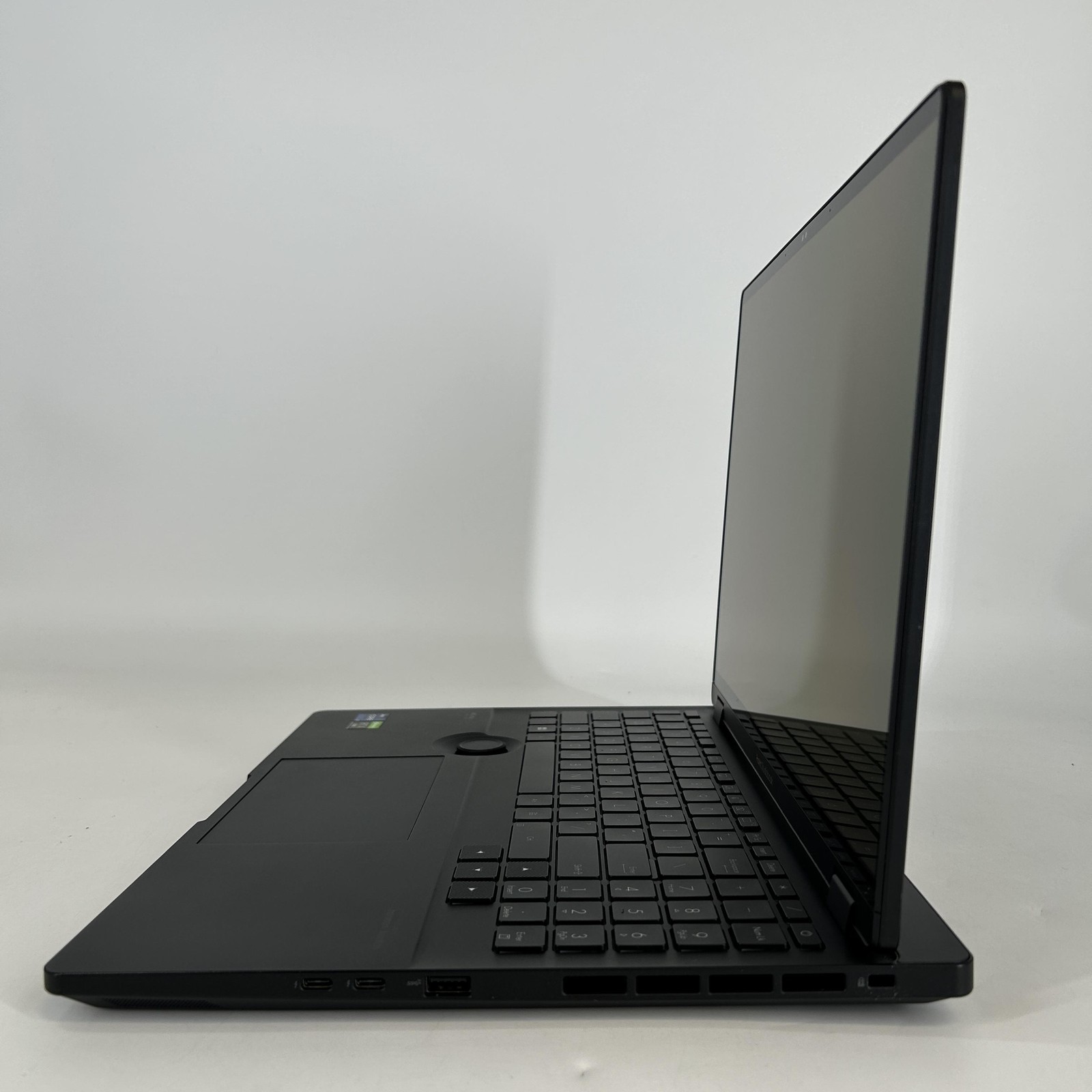 Asus ProArt Studiobook Pro 16 QHD+ TOUCH 2.2GHz i9-13980HX 64GB 2TB RTX 3000 Ada
