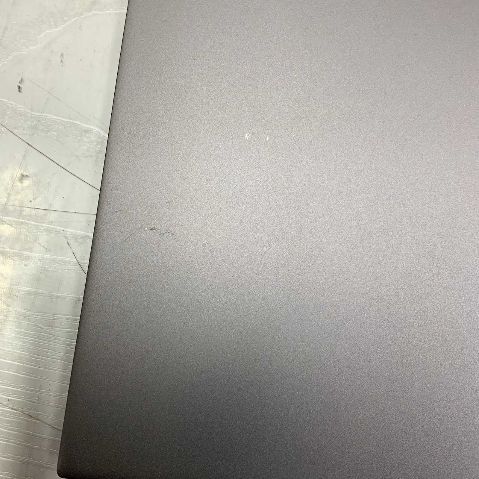 HP ZBook Studio 15 G8 Intel i7-11850H 512GB NVMe 32GB DDR4 RTX A2000 *READ