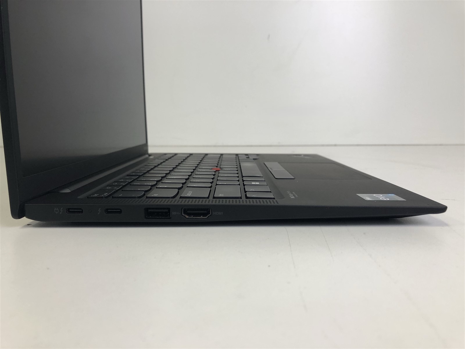 Lenovo ThinkPad X1 Carbon Gen 10: Intel Core i7-1260P 2.1GHz – 16GB – 512GB