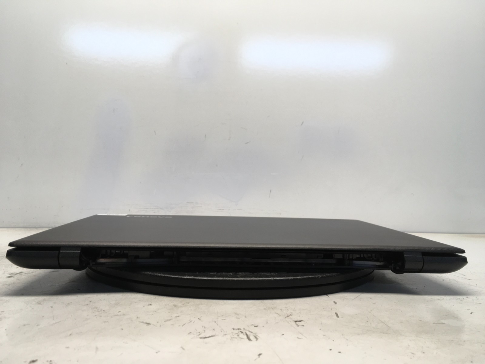 Lenovo IdeaPad 110-15ACL AMD A6-7310 2GHz 4 GB NO HDD