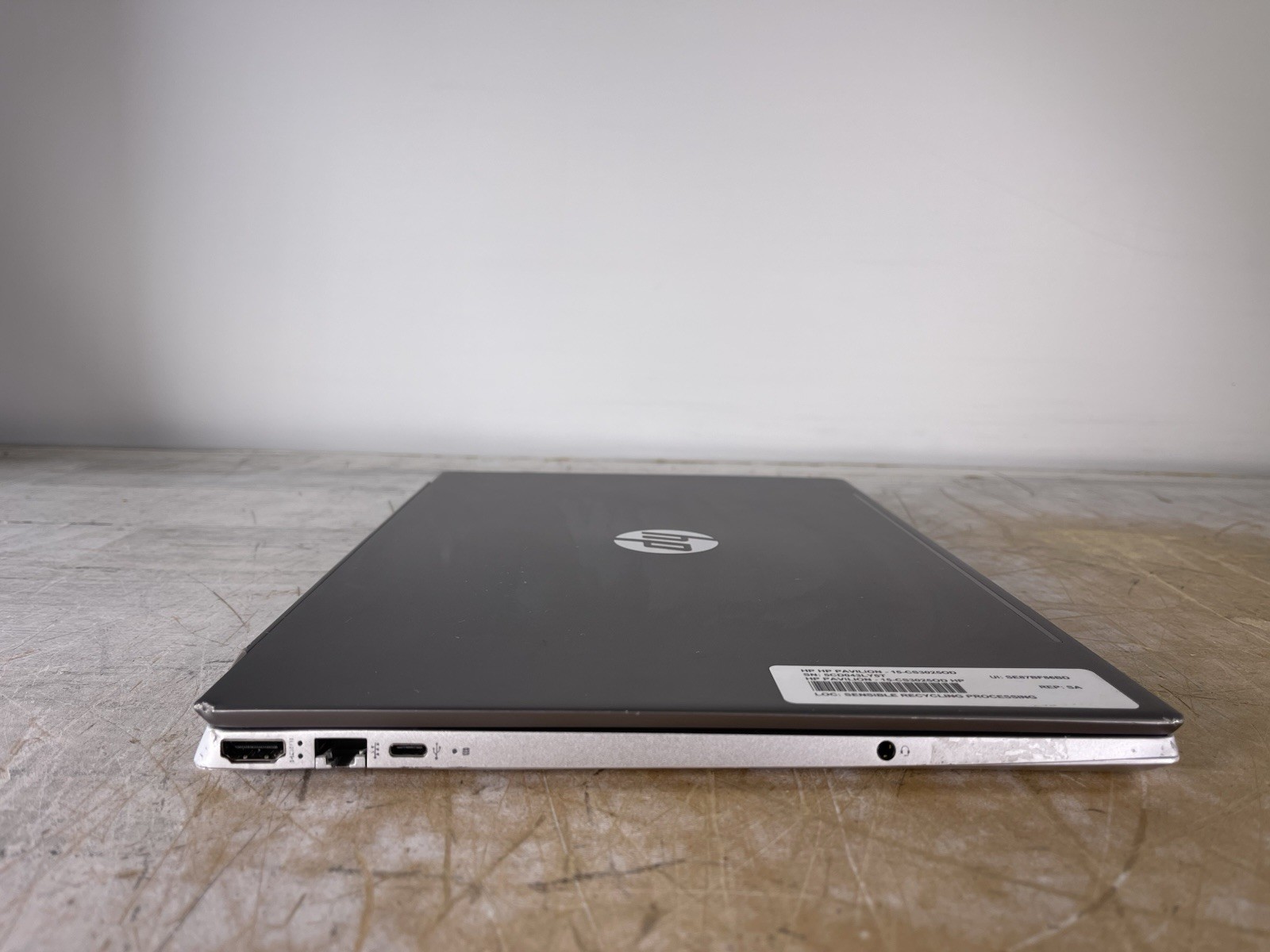 HP PAVILION – 15-CS3025OD i5-1035G1 @ 1.00GHz, 8GB RAM, NO HDD/OS
