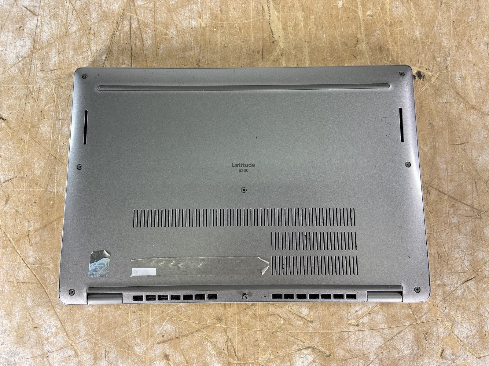 DELL LATITUDE 5330 I5-1235U @ 0.9GHz, 8GB RAM, NO HDD/OS – (FOR PARTS)