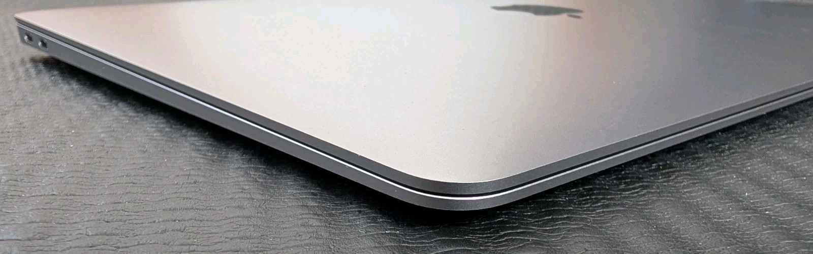 2020 Macbook Air Apple M1 16GB RAM 256GB SSD NEVER Used MINT Condition! Grade A!