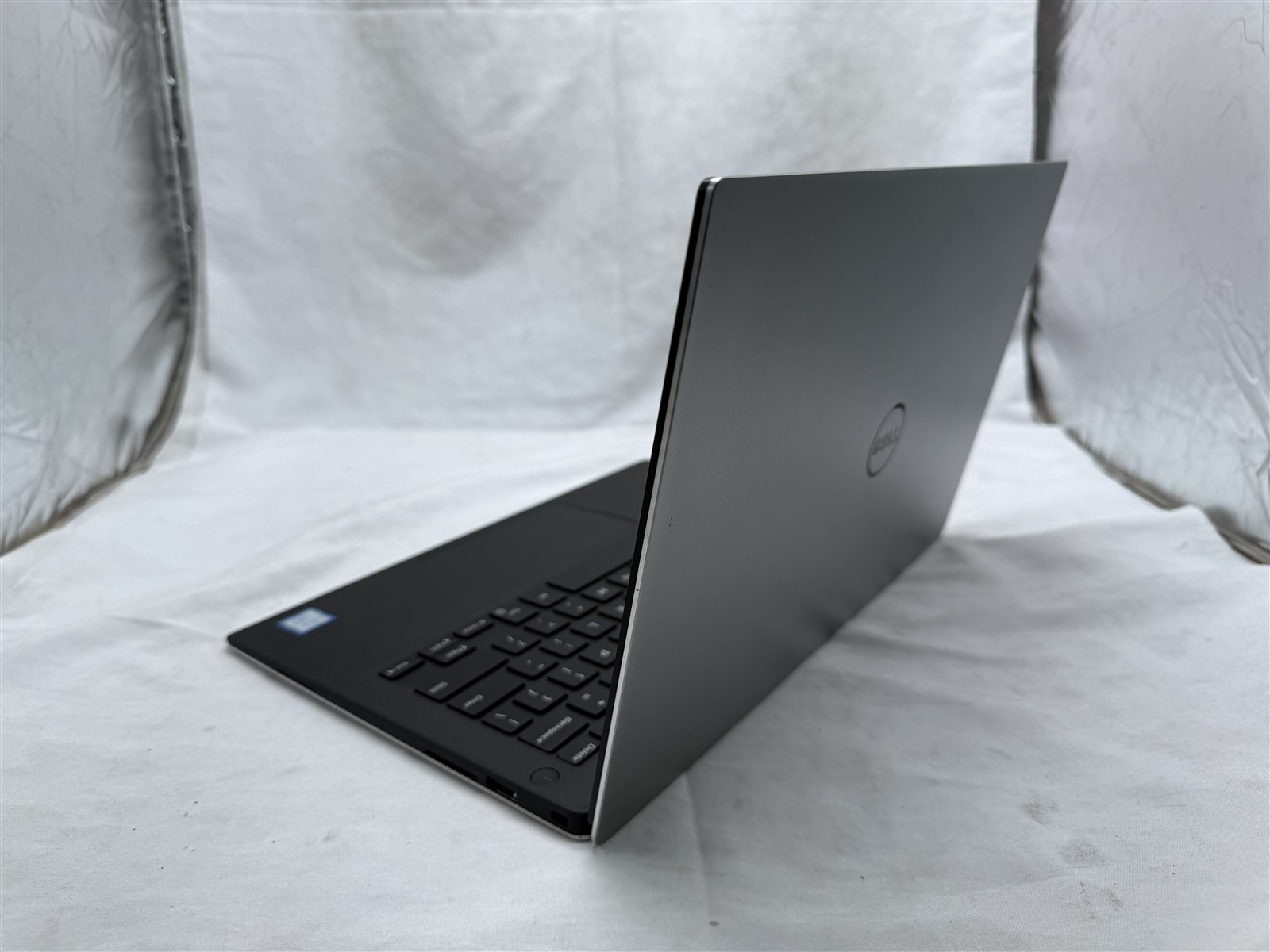 Dell XPS 13 9360 13.3 Laptop Intel i7-8550U 16GB RAM 256GB NVMe WINDOWS 11 Touch