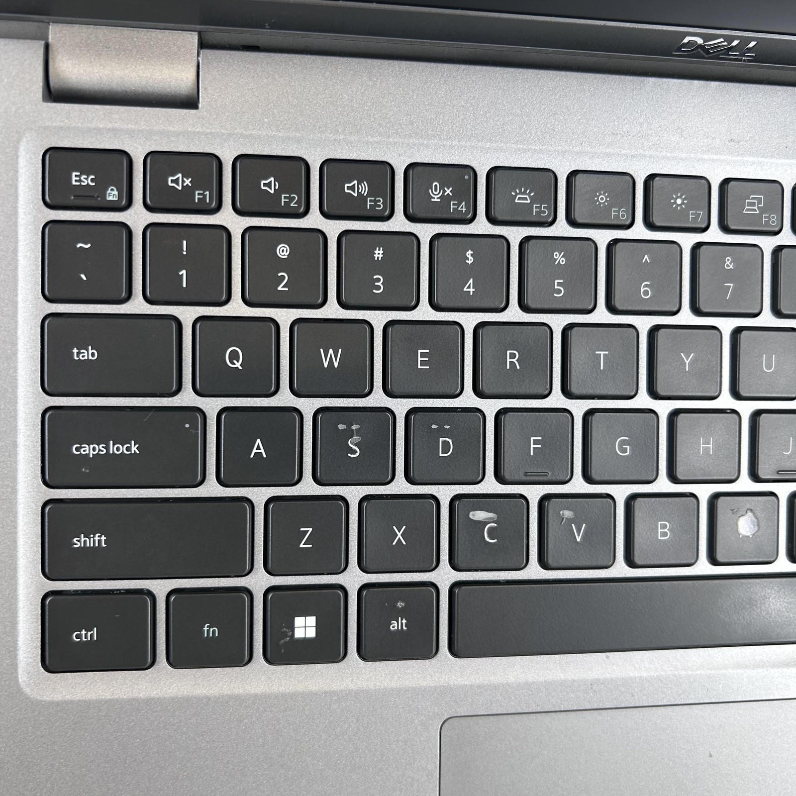 Dell Latitude 5440 14 Gray FHD 1.8 GHz i7-1365U 32GB 512GB SSD Good