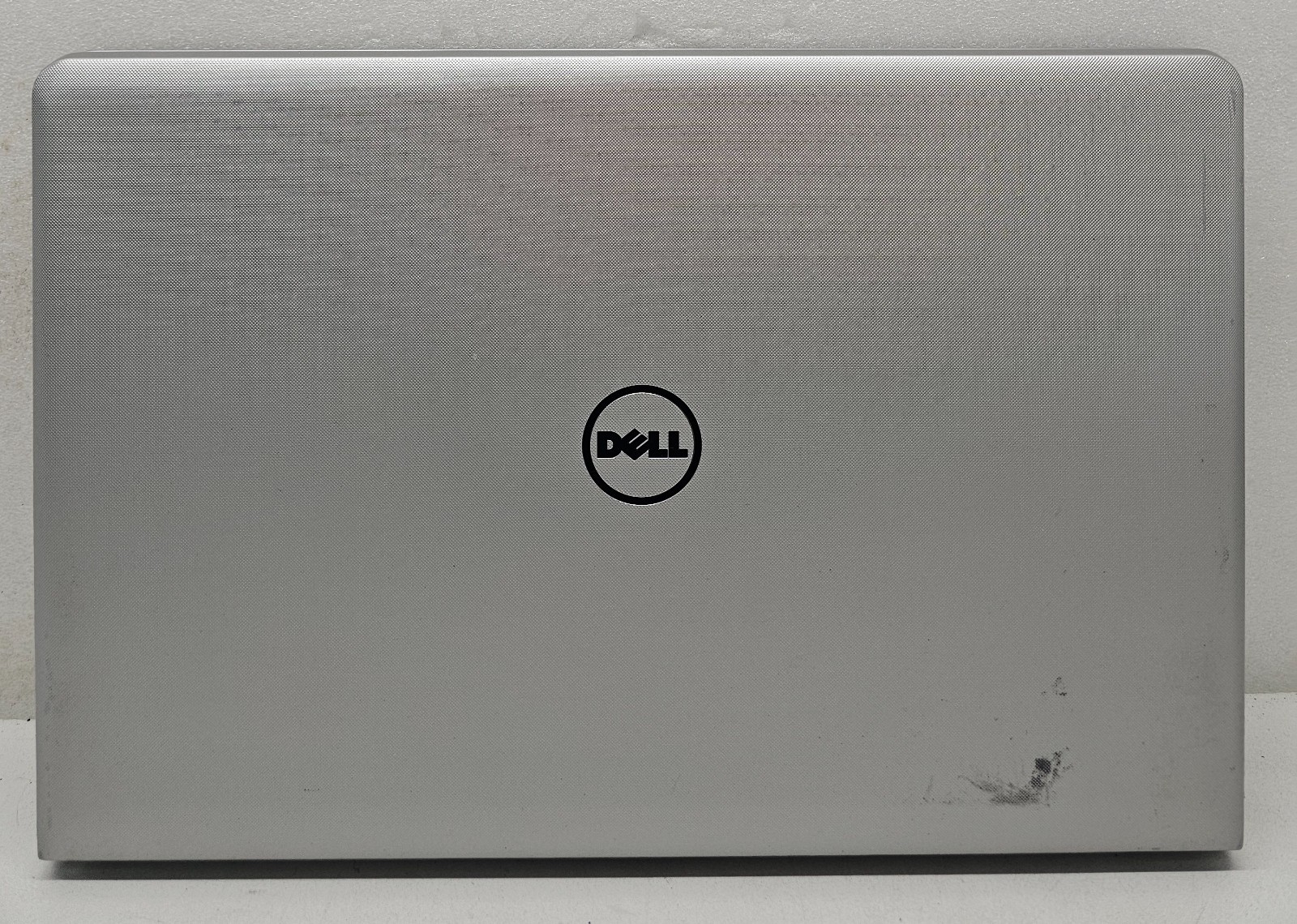 Dell Inspiron 5755 17.3″ Laptop AMD A8-7410 4GB Ram NO HD/OS (FL)