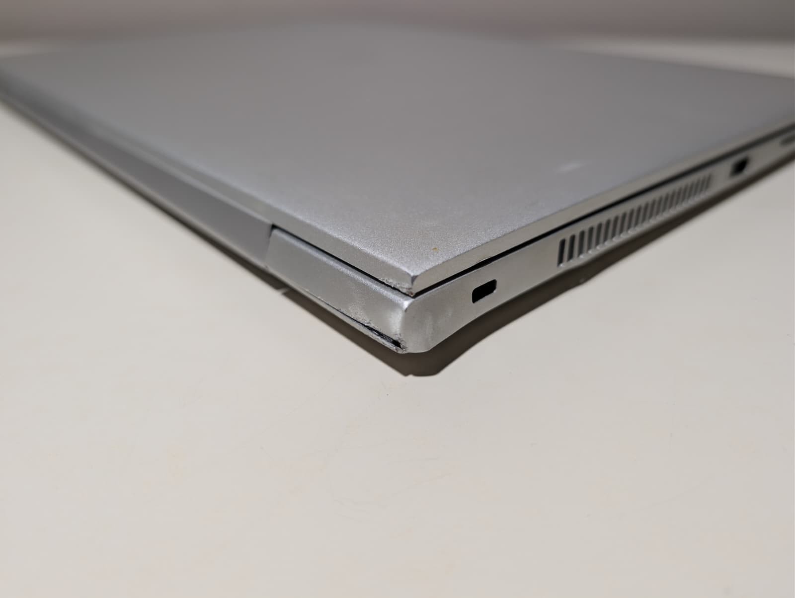 Read! HP EliteBook 850 G6 | i7 8th Gen 4GB RAM | Backlit | AS-IS