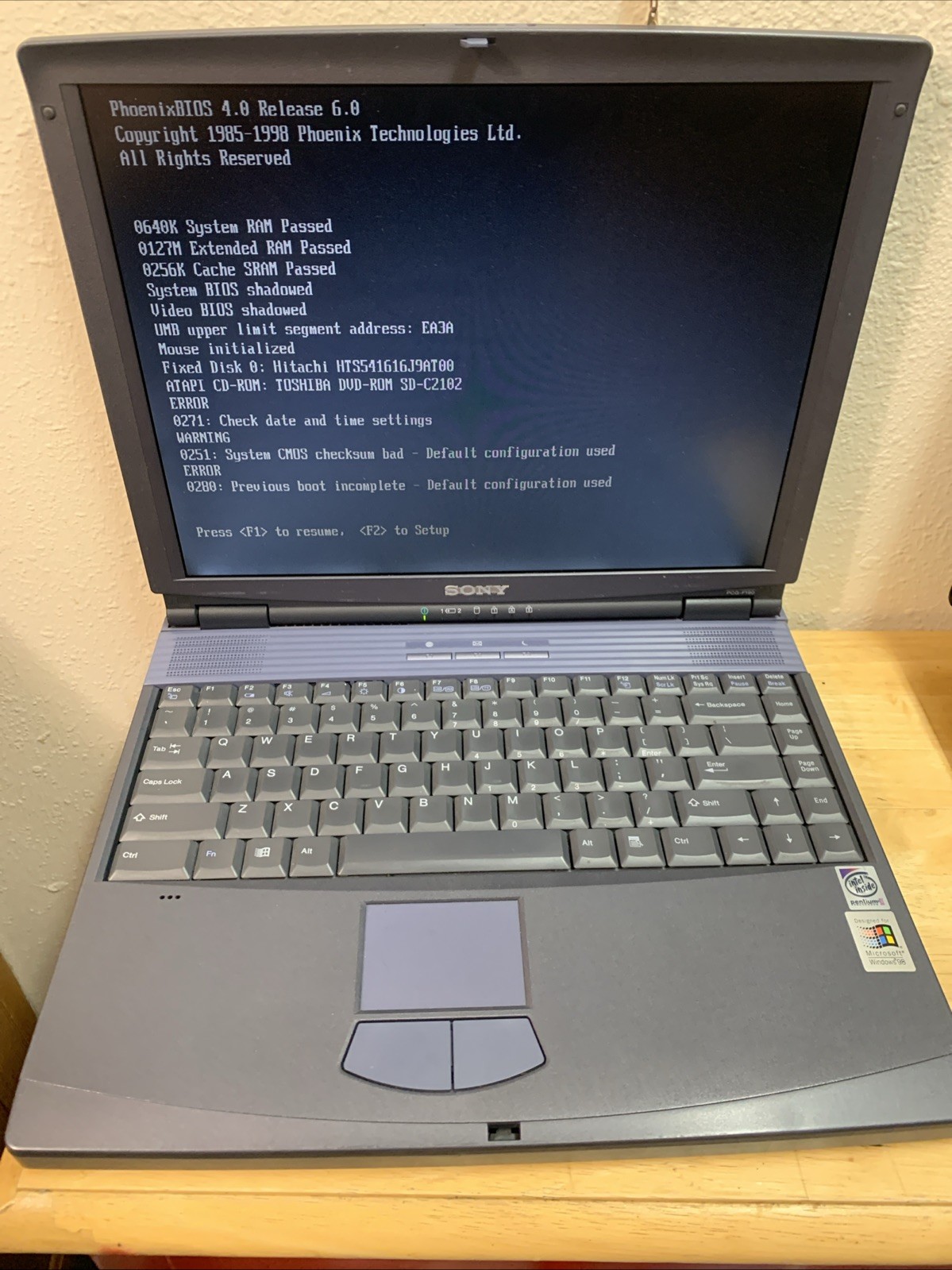 Sony Vaio PCG-F10 Laptop Intel Pentium II 300MHz (ITS OLD BUT 🥇)