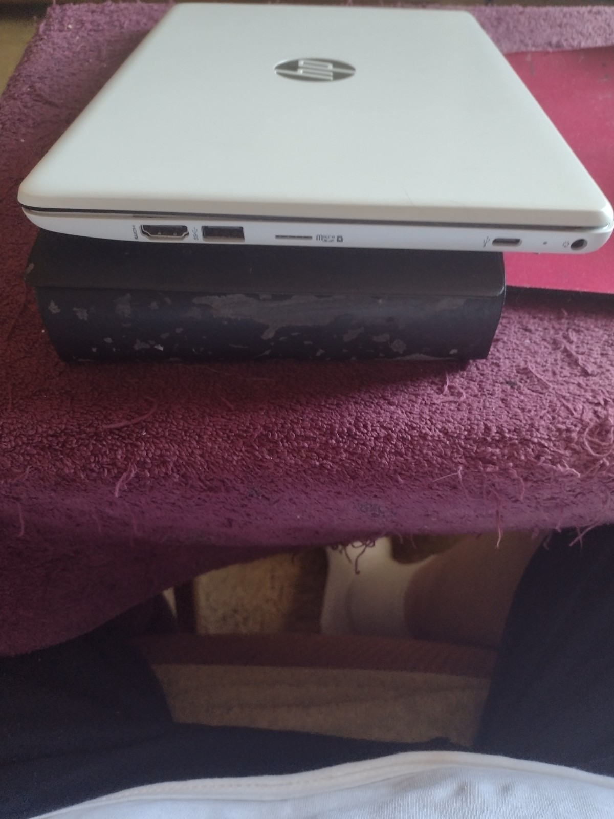 HP Stream 11-AK0020NR Laptop 11.6″ Celeron N4020 1.1GHz, 4GB RAM 32GB LINUX MINT