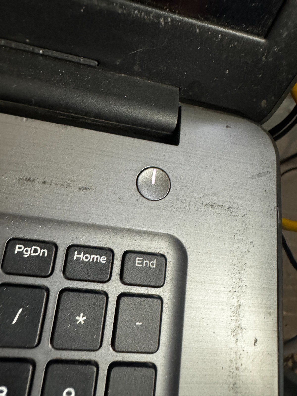 Dell Inspiron 17 5000 Series Core i5 7th Gen Laptop for Parts/Repair #6221