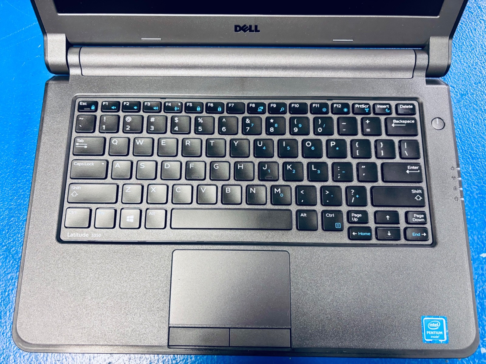 Dell Latitude 3350 Intel Pentium 3825U @1.90GHz, 8GB RAM, 64GB SSD, Win 11 Pro.