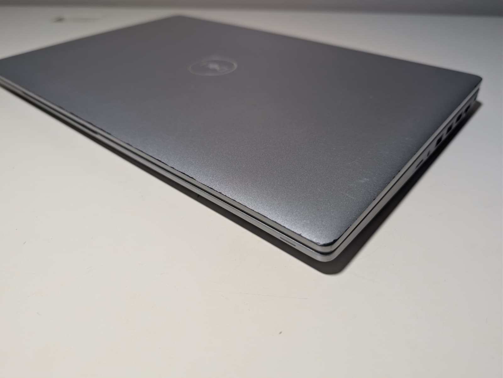 15″ Dell Latitude 5530 | i7 12th 16GB RAM 512GB SSD | FHD Backlit FPS Win 11 Pro