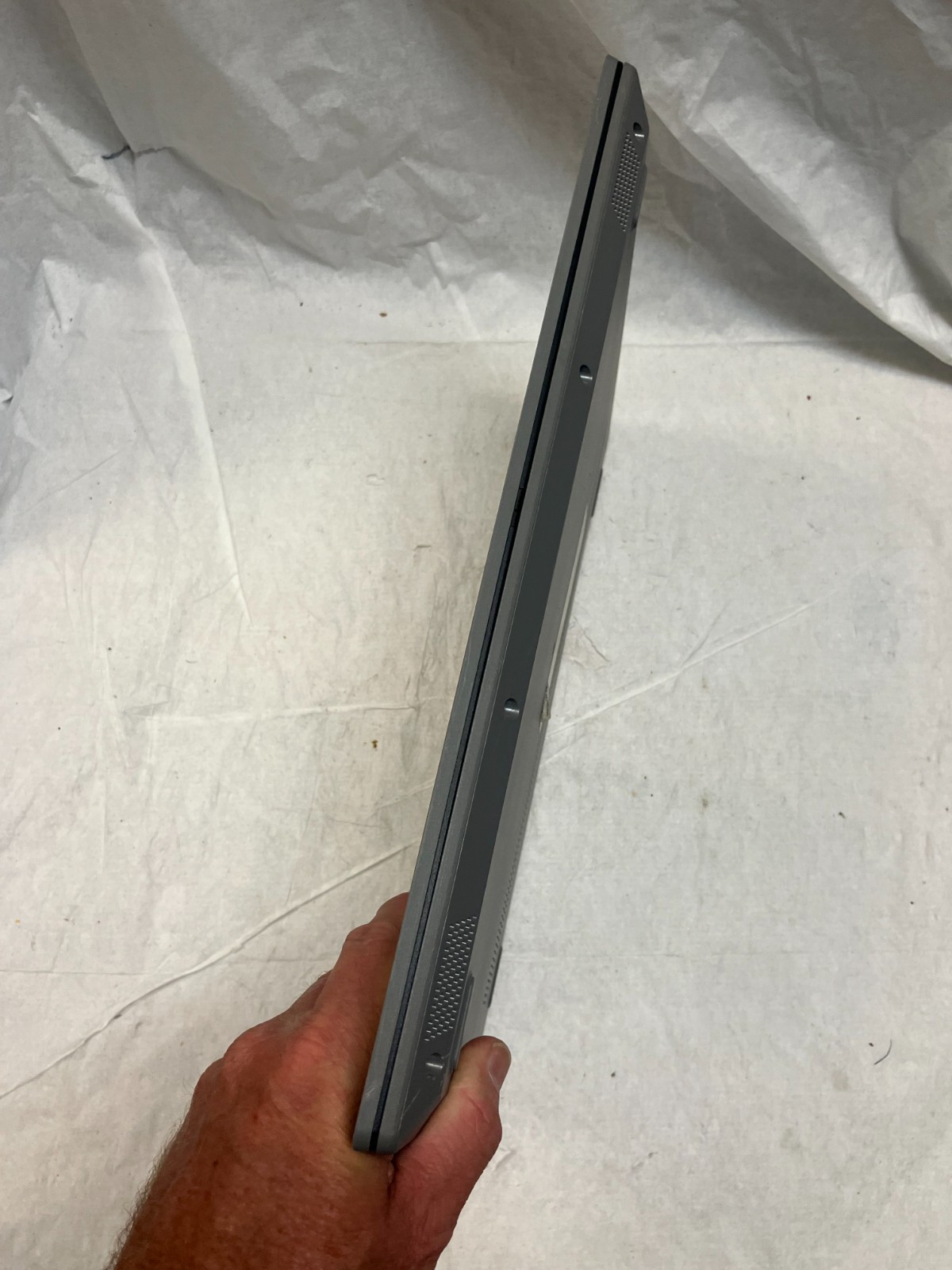 Lenovo IdeaPad 3-15ITL05 i3-1115G4 No SSD No Mem FOR Parts/Repair