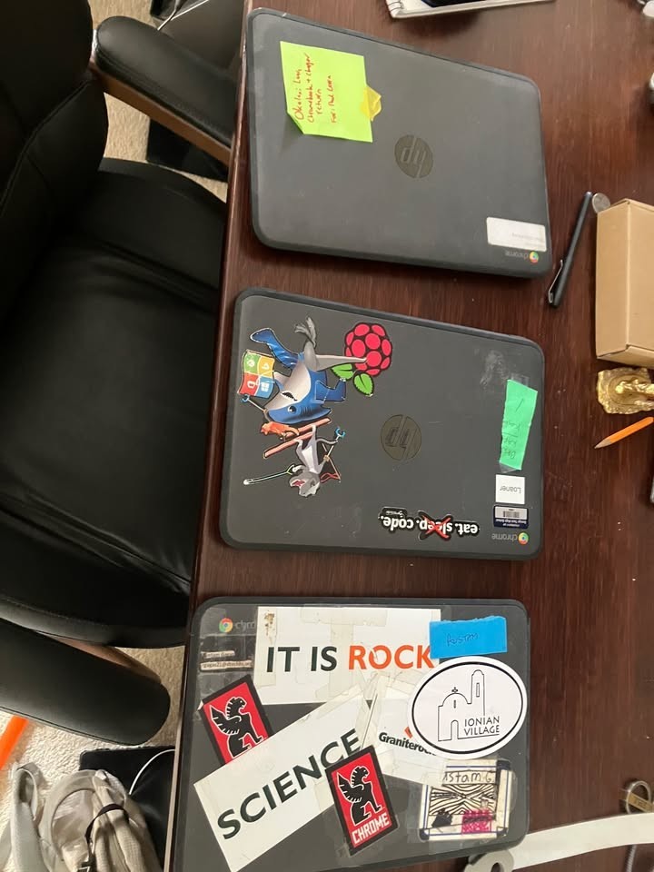 HP Chromebook 11 G6 EE (16GB SSD, Intel Core N3350, 1.10 GHz, 4GB RAM) Laptop –