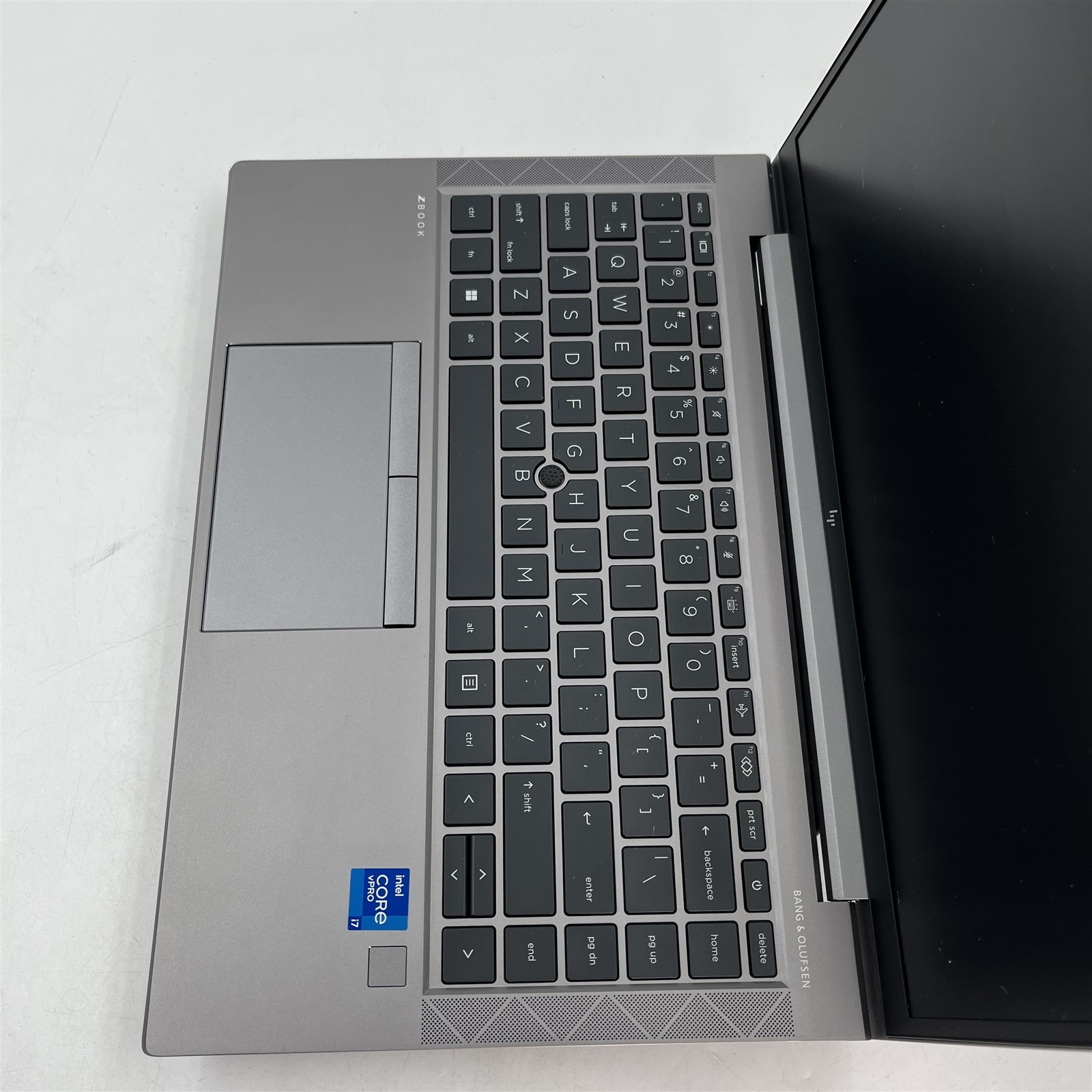 HP ZBook Firefly 14 G8 i7-1185G7 3.00GHz/16GB RAM/512GB NVMe SSD