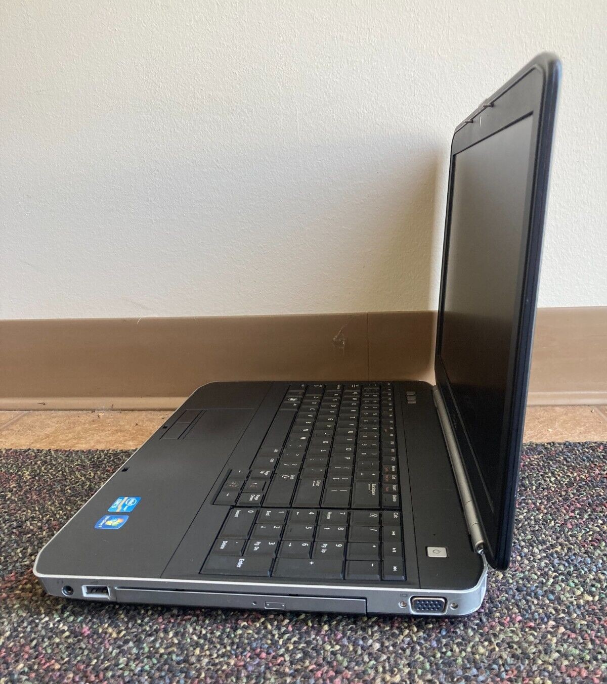 Dell Latitude E5520 15.6″ Intel Core i5-2540M 2.5GHz 8GB RAM 256GB SSD, Read