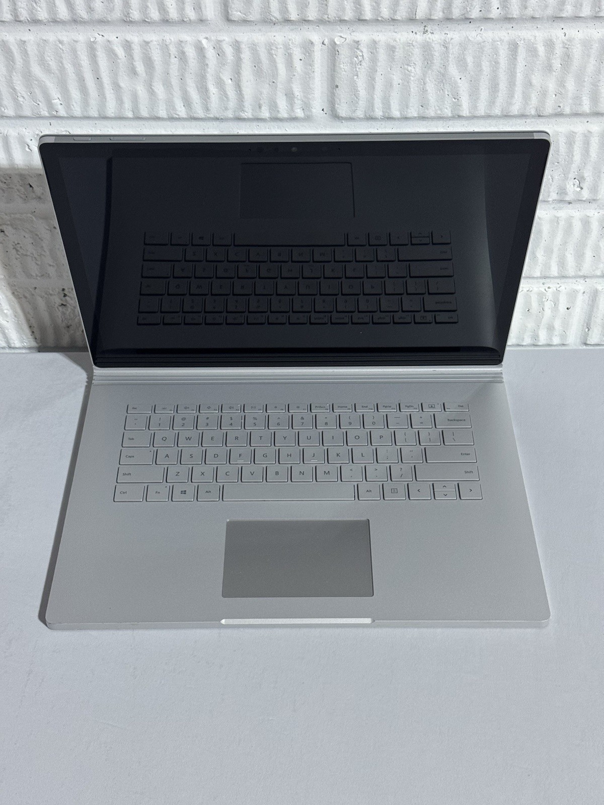 Microsoft Surface Book 3 1899 TOUCHSCREEN Intel i7 10th, 1tb, 32GB Laptop ONLY!