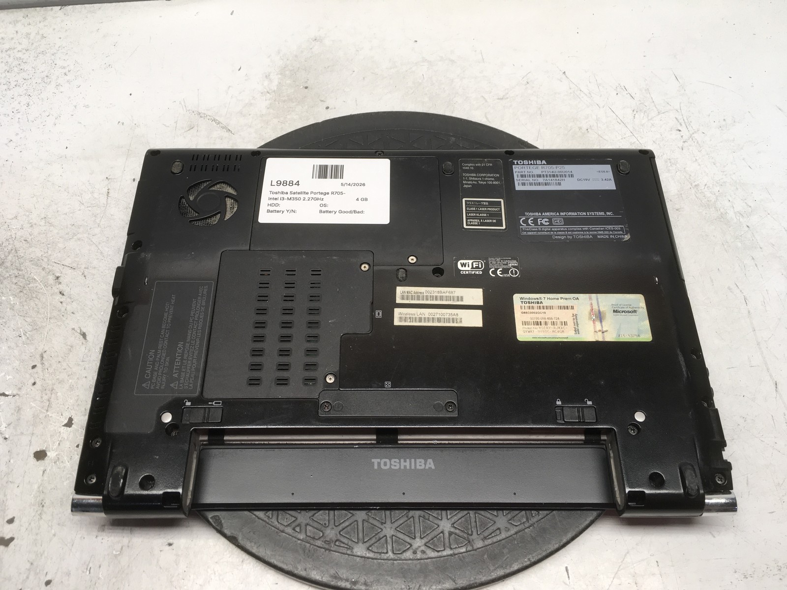 Toshiba Satellite Portege R705-P25 Intel i3-M350 2.27GHz 4 GB NO HDD No Batt