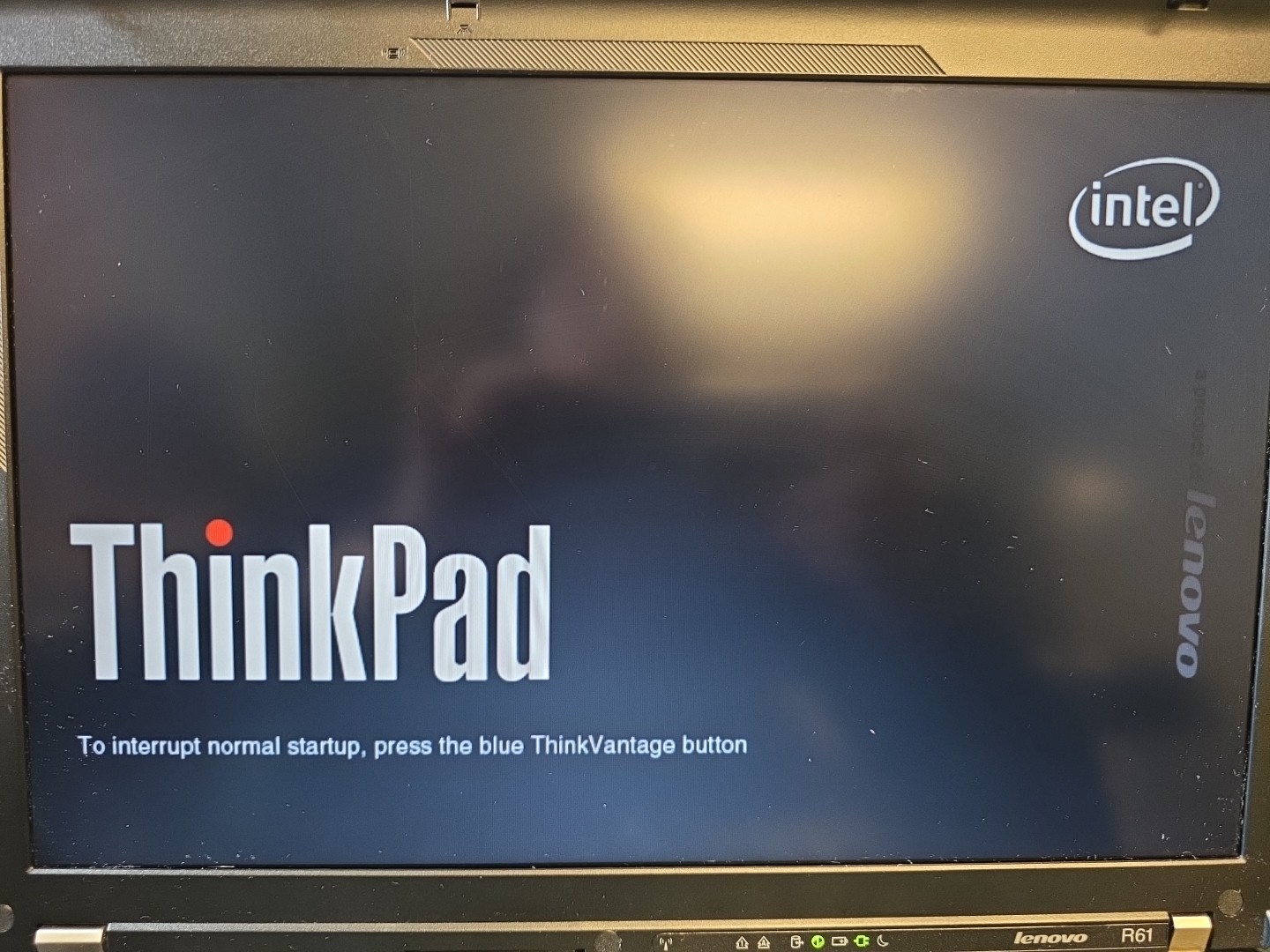 Lenovo ThinkPad R61| 7735-CT0| 512MB RAM| No HDD| No Battery| Bios locked
