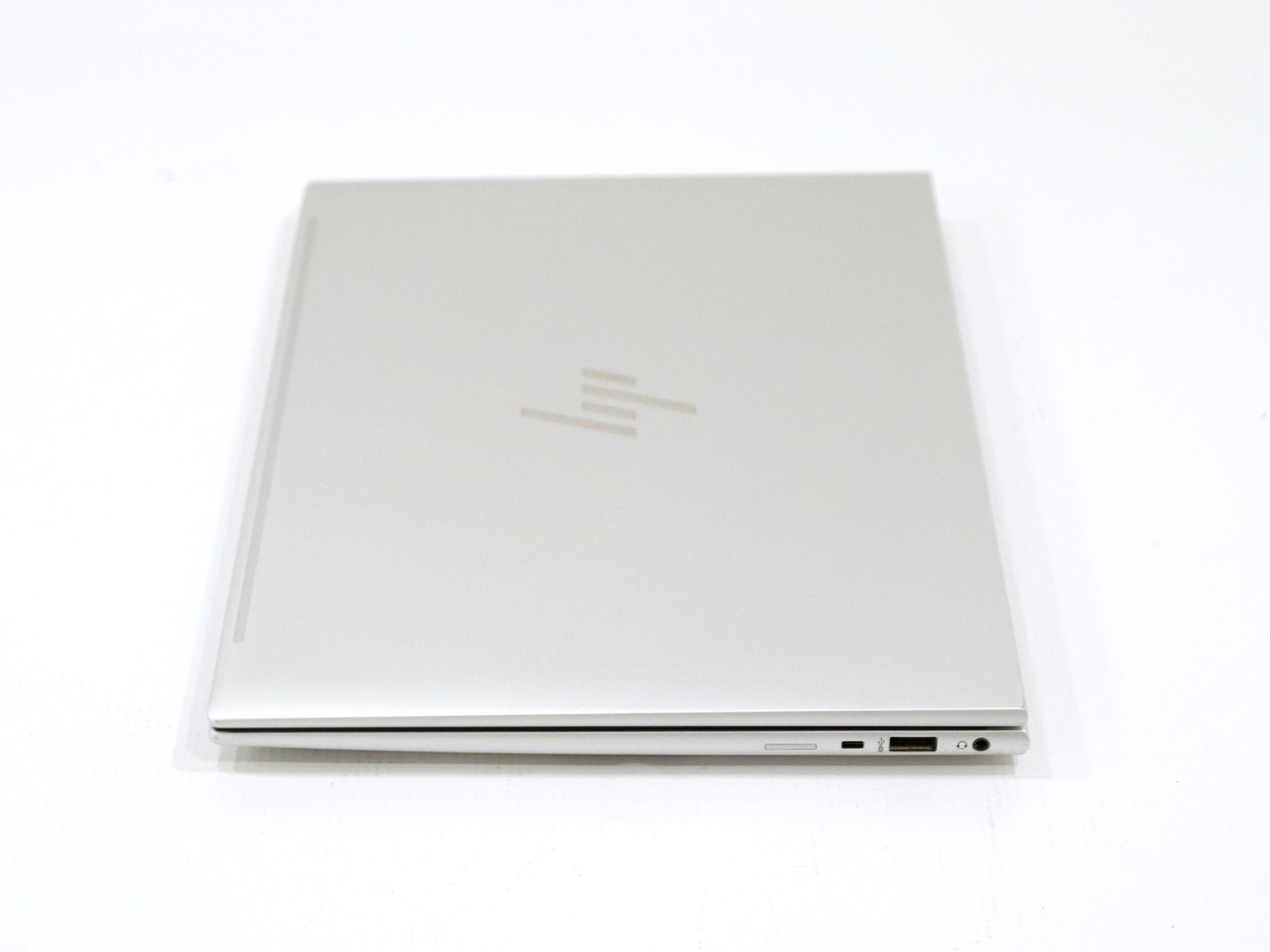 HP EliteBook 840 G9 14.0″ FHD+ Intel i7-1265U 16GB RAM 256GB NVMe W11P